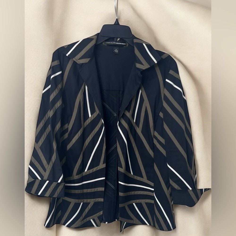 Ellen Tracy Black and Brown Striped Blazer☑️